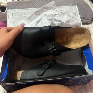 Black leather Boston Birkenstocks